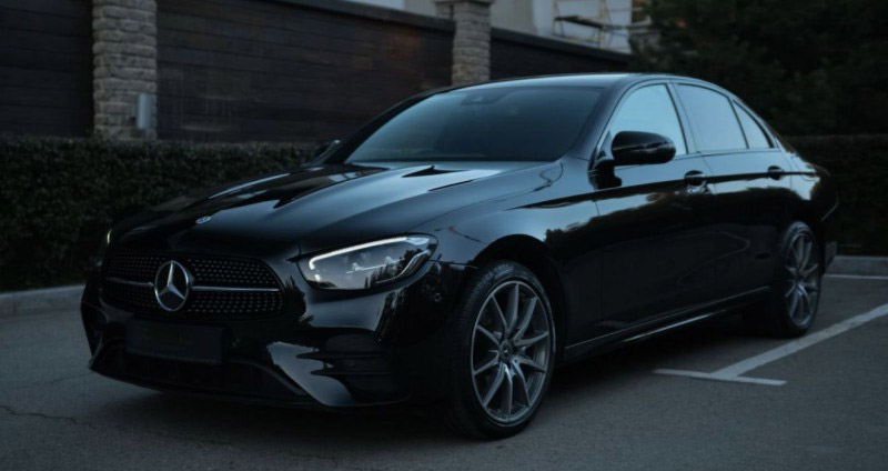 Mercedes-Benz E220d AMG