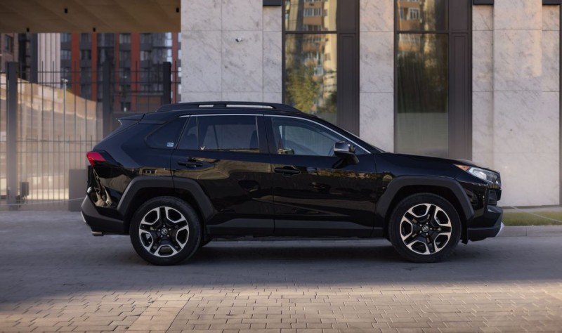 Toyota Rav-4
