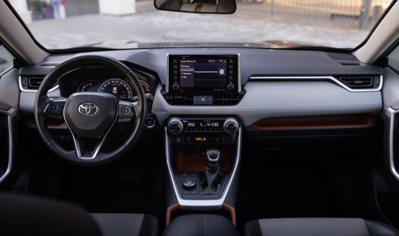 Toyota Rav-4