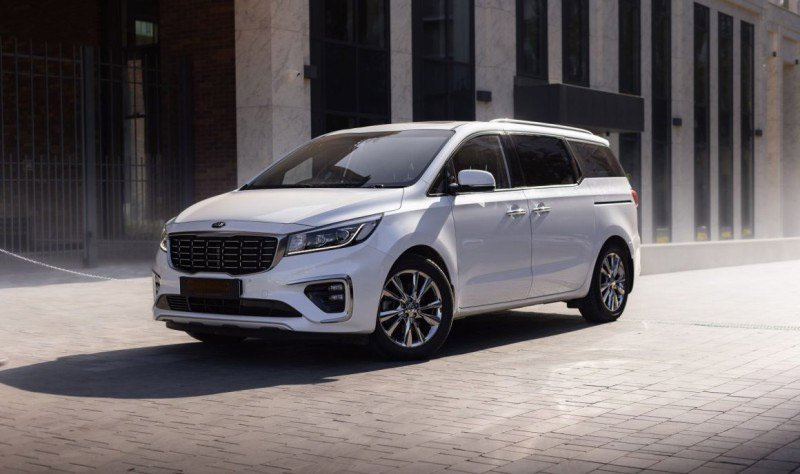 Kia Carnival
