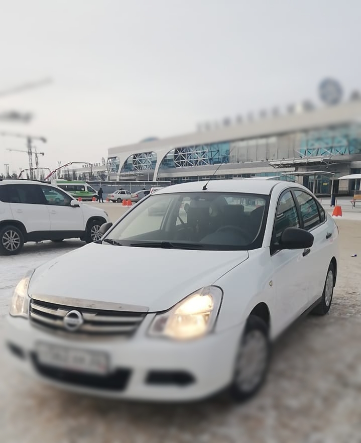 Nissan Almera
