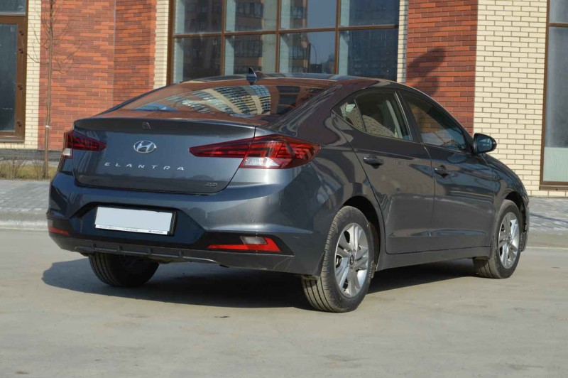 Hyundai Elantra