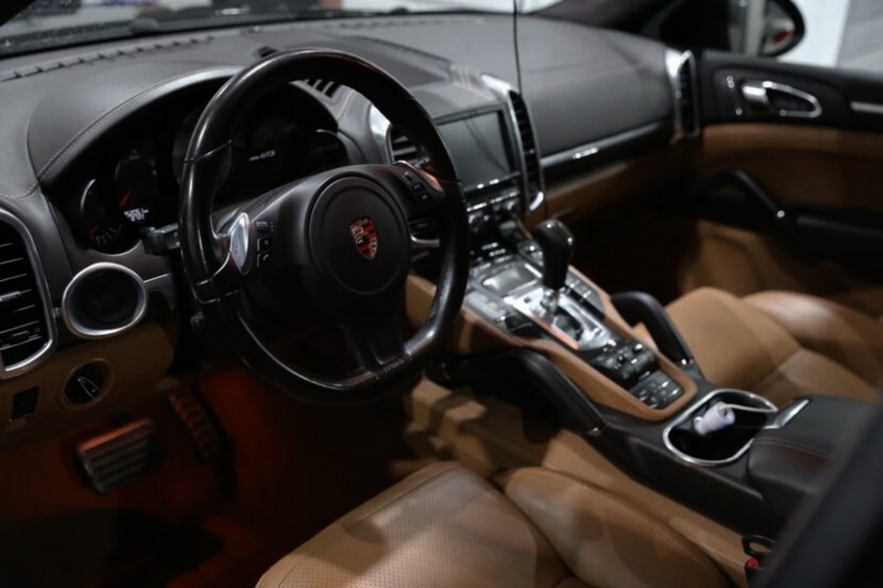 Porsche Cayenne GTS