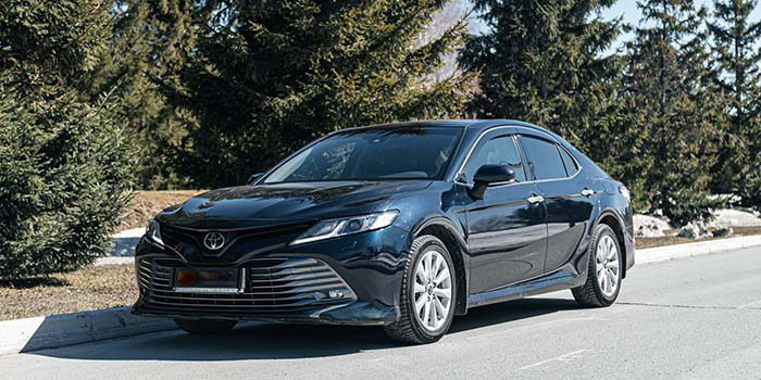 Toyota Camry 70