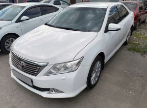 Toyota Camry V55